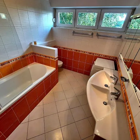 4-room Zahorska Bystrica Διαμέρισμα